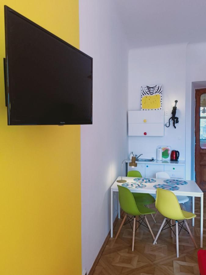 View To The Cracow Basic Apartment Krasków Exterior foto