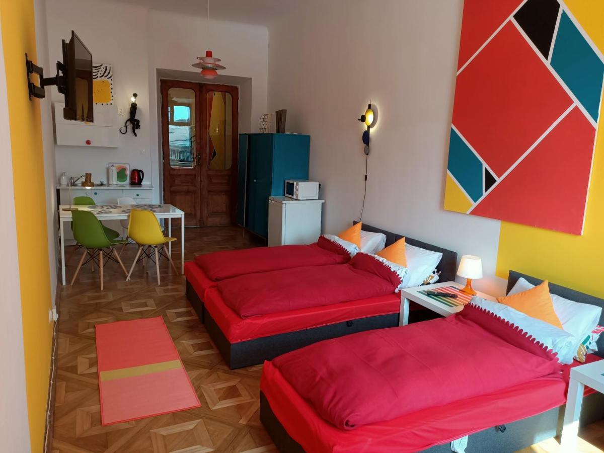 View To The Cracow Basic Apartment Krasków Exterior foto